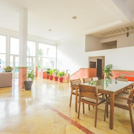 Lovely 2 Bedroom Vacation Home With Pool/Beach Skhirat Bagian luar foto